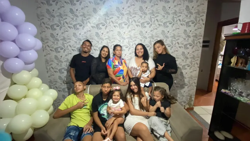 Rosane e sua família, seus 4 filhos e 6 netos