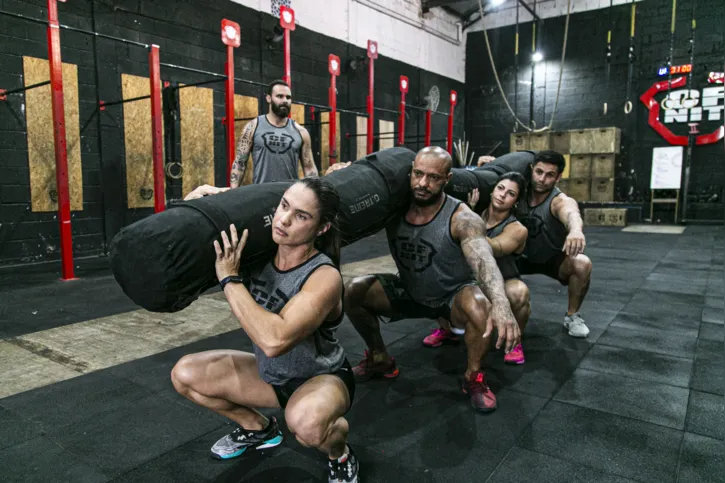 Atletas enfrentam três baterias de exercícios