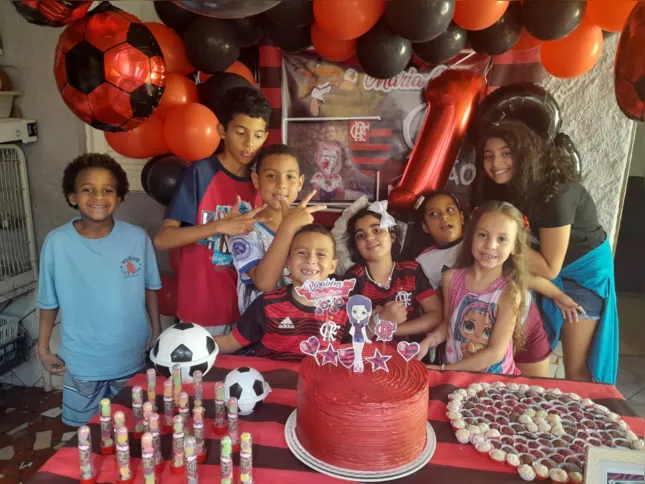 Aniversário de 12 anos da Maria Clara com uma parte dos amigos