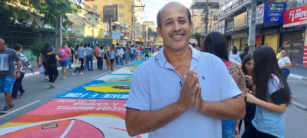 Para fiel, festa é "uma tradição firmada agora como lei num patrimônio da nossa cidade"