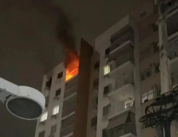 Imagem ilustrativa da imagem Fisiculturista morre após salvar família de incêndio no Rio