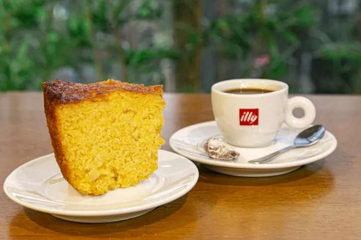 Imagem ilustrativa da imagem Requinte em aroma e sabor: conheça a Doppio Café Bistrô, em Niterói