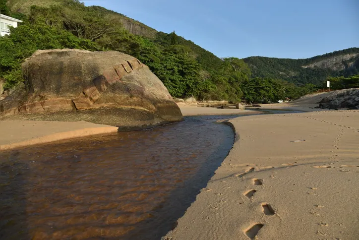 O complexo lagunar, além da oferta de belas paisagens naturais, hoje é dotado de uma infraestrutura de lazer completa