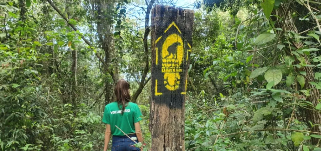 A trilha de longo curso integra aspectos históricos às paisagens deslumbrantes da cidade