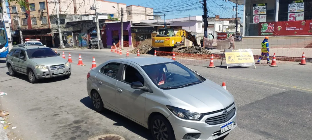 Na manhã desta quarta-feira (13), mesmo com as faixas interditadas, a mudança no tráfego foi pouca