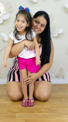 Giovana e sua mãe, Kamilla