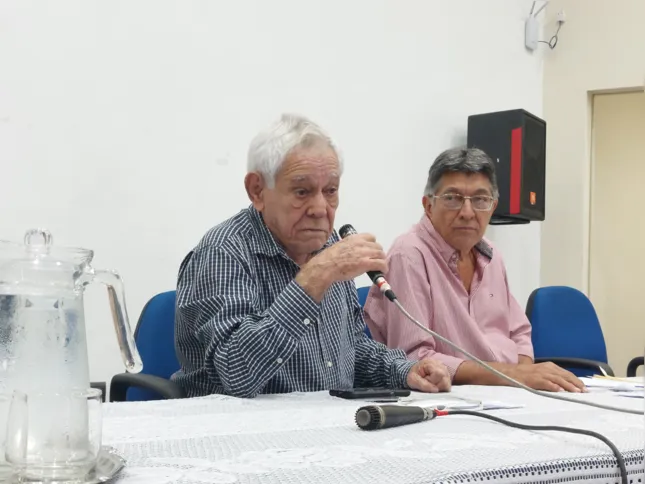 Diretor do jornal "A Tribuna" abriu ciclo de debates