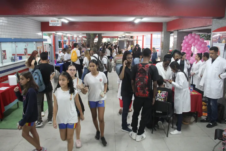 Feira apresenta ao público os caminhos que podem ser seguidos dentro de cada profissão