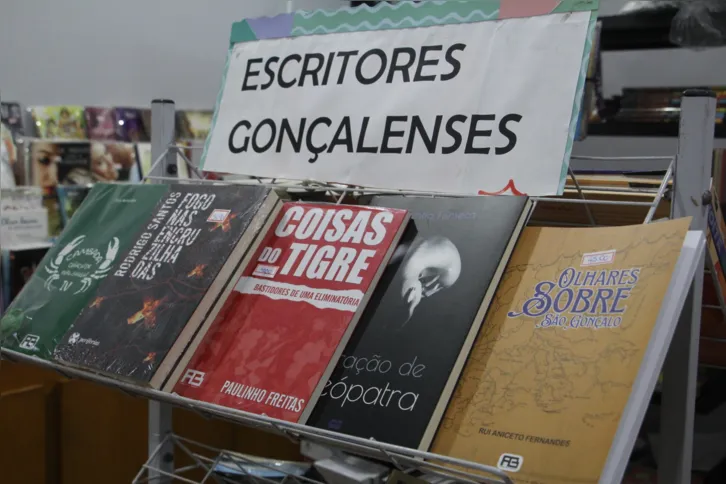 Escritores gonçalenses e de outras regiões próximas têm destaque na Ler é Arte