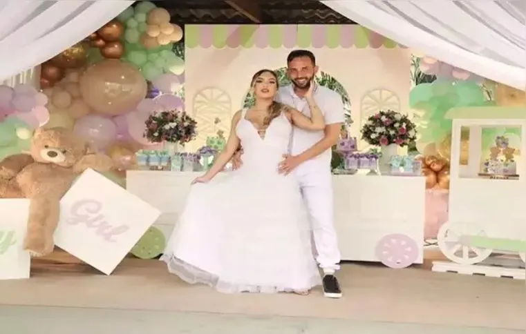Casal aguarda pelo nascimento do primeiro filho