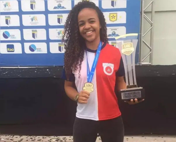 Mayara Hipólito foi campeã estadual pela equipe feminina da Universo, em 2019