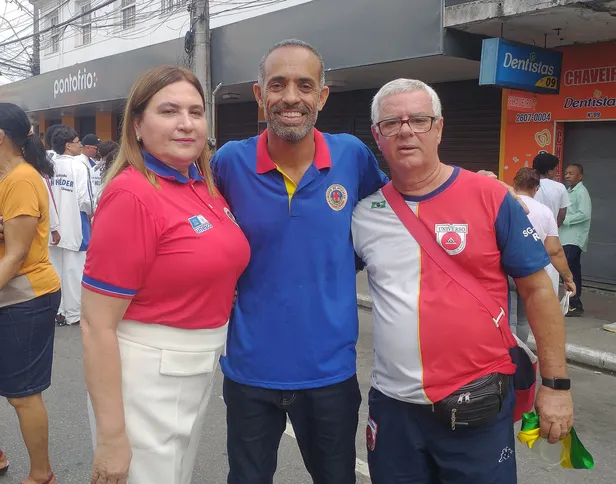 Suzana Barcelos, Sérgio Leite e o professor Salvador Palmier