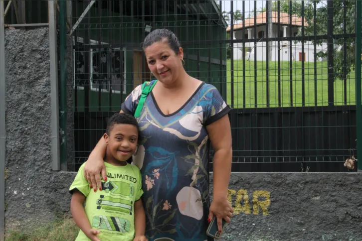 Suzana Constantino e o filho, Samuel Braga