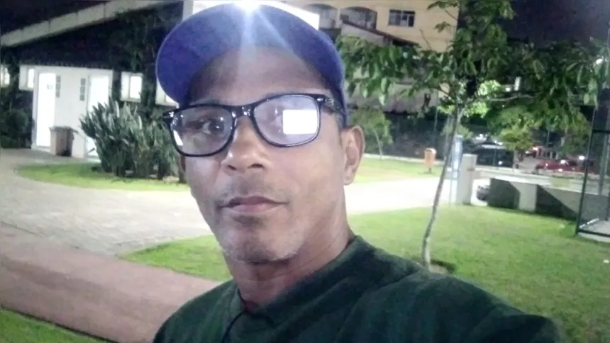 Reginaldo mora no bairro Caju, em Maricá