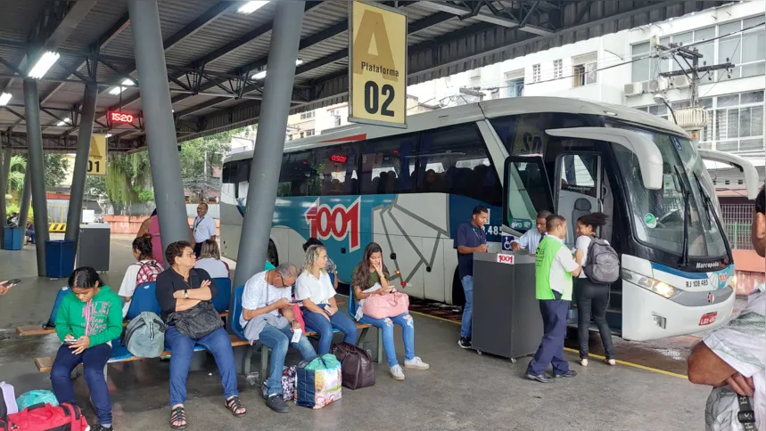 Muitos passageiros resolveram embarcar em viagens com destinos variados