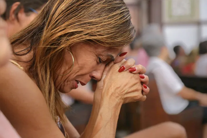 Myriam é devota de São João e se emocionou durante a Missa para o padroeiro de Niterói