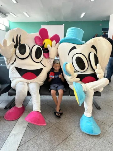 A boa higiene oral é alcançada quando os dentes, a língua e as gengivas estão limpos