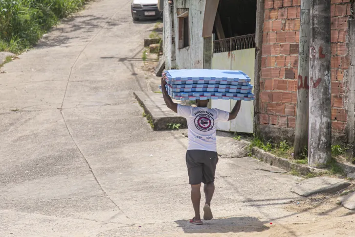 Alex e seus voluntários  também já levaram o "Lutadores da Fé" para outras comunidades de São Gonçalo