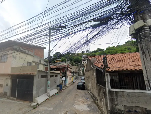 Moradores da Travessa Correia estão sem luz há quase 90 horas