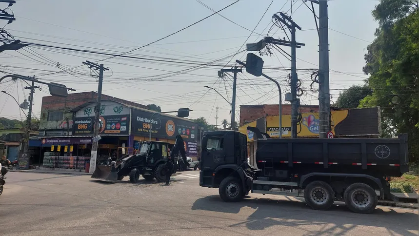 Centenas de barricadas já foram removidas do interior do conjunto de favelas,