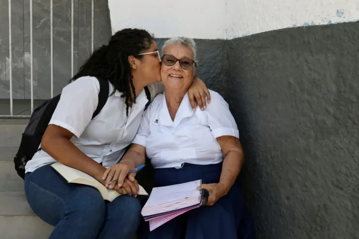 Dona Naná e amiga