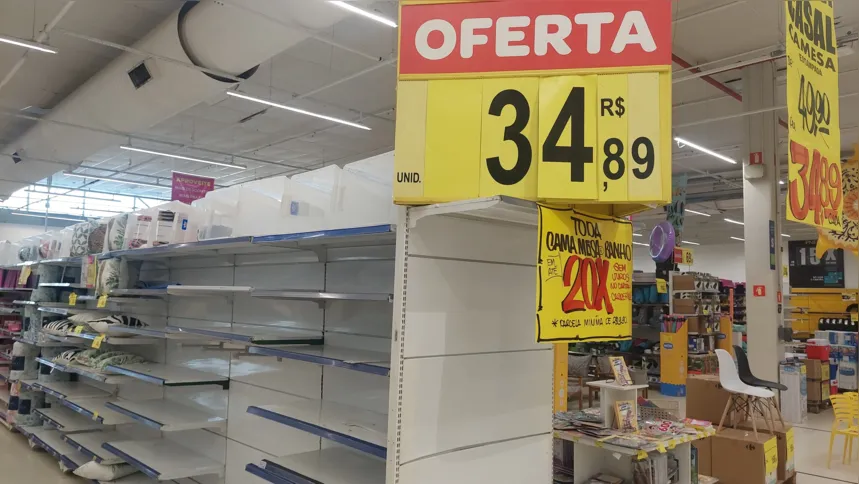 Imagem ilustrativa da imagem O Carrefour vai virar Atacadão! Consumidores podem aproveitar ofertas até o fim do mês