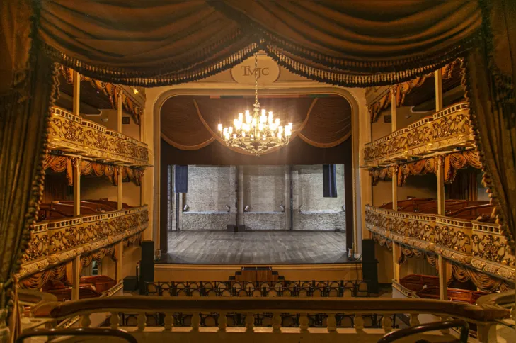 Imagem ilustrativa da imagem Potência turística niteroiense: Teatro Municipal João Caetano é palco de história e cultura