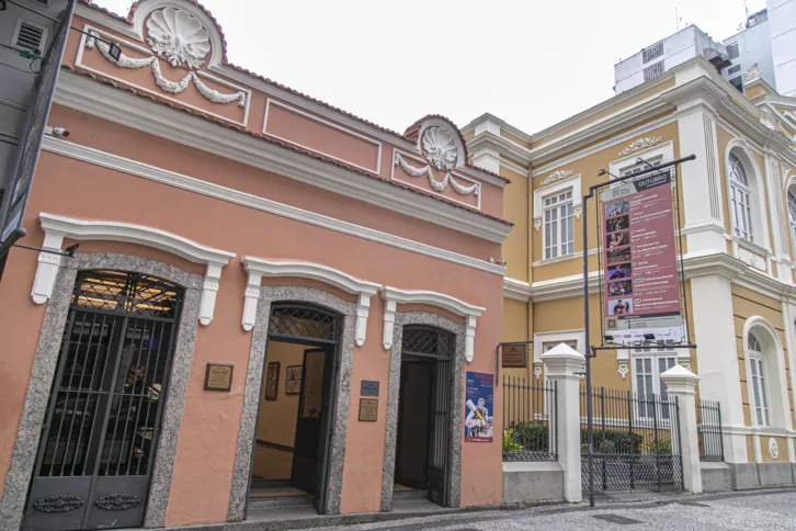 Imagem ilustrativa da imagem Potência turística niteroiense: Teatro Municipal João Caetano é palco de história e cultura