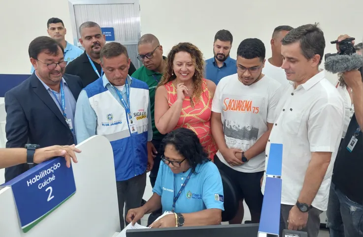 Deputada Zeidan e presidente do Detran-RJ, Glaucio Paz, estiveram entre as autoridades presentes