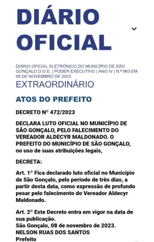 Capitão Nelson, Prefeito de São Gonçalo, esteve no pronto socorro quando Cici deu entrada no local