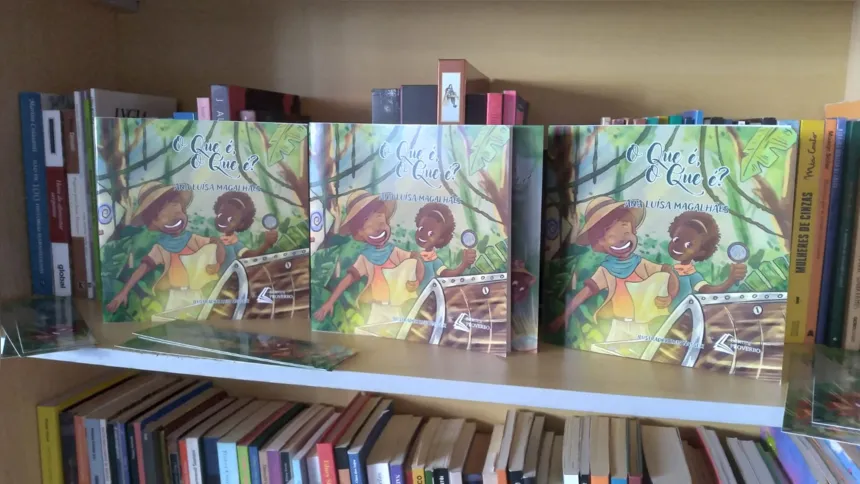 Imagem ilustrativa da imagem Volta às aulas: professora lança livro infantil e comenta os desafios da 'geração tela'