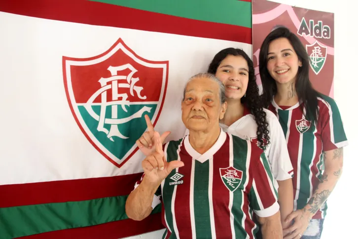 "Sempre admirei muito minha vó e sempre admirei o amor que ela tem pelo time", declara neta