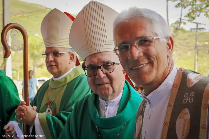 Vocação, família e amor ao próximo formam base da trajetória e vida de Padre Dé