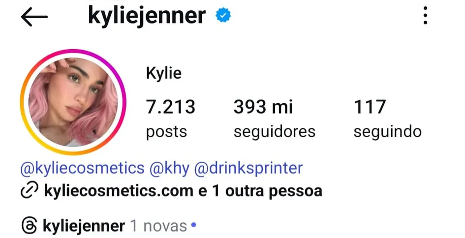 Kylie Jenner tem 393 milhões de seguidores
