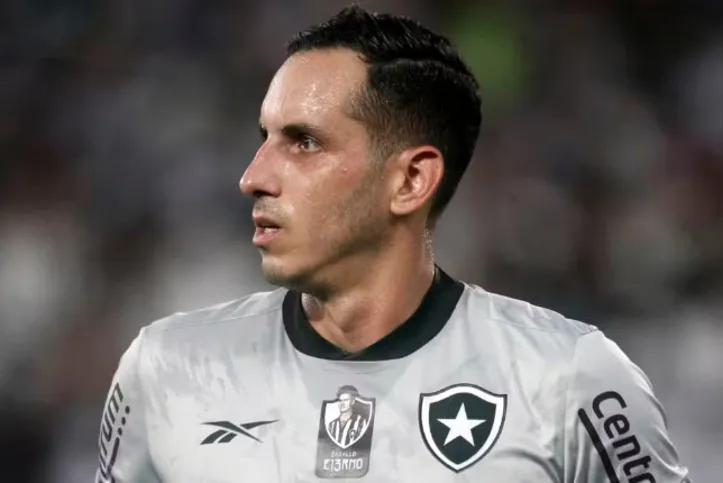 Gatito Fernandez em ação contra o Madureira