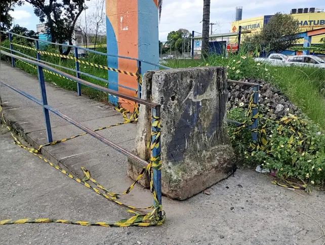 DER-RJ e Defesa Civil interditaram estrutura para reparo, que não teve previsão de início divulgada