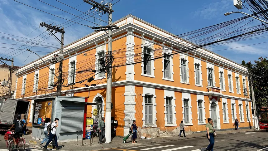 Itaú do Centro de Niterói também teve suas atividades encerradas, na esquina com a Marechal Deodoro