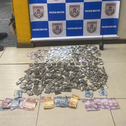 Ação criminosa aconteceu em represália a operação policial que terminou com presos e drogas apreendidas