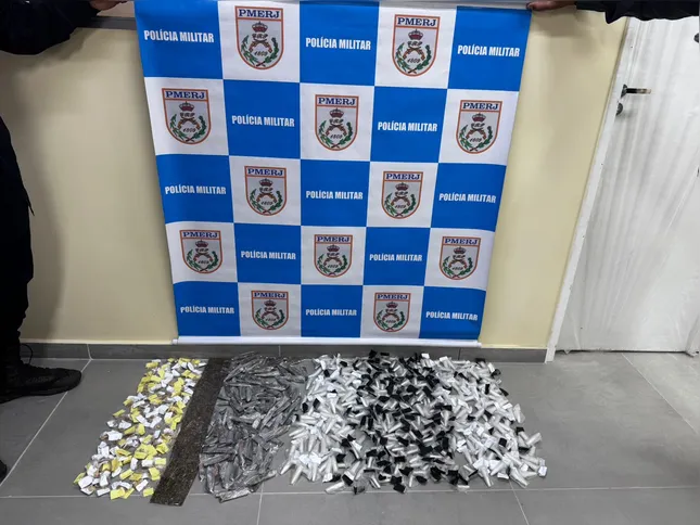 Drogas encontradas com a dupla