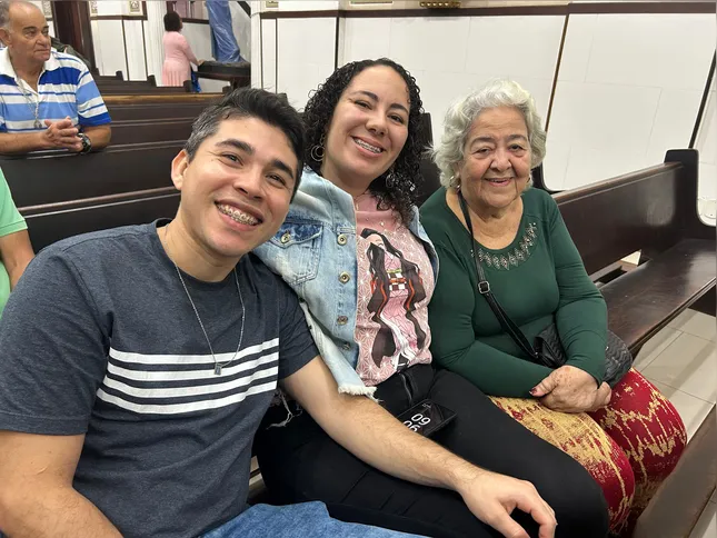 Juraci celebrou seu aniversário junto aos netos na Catedral São João Batista