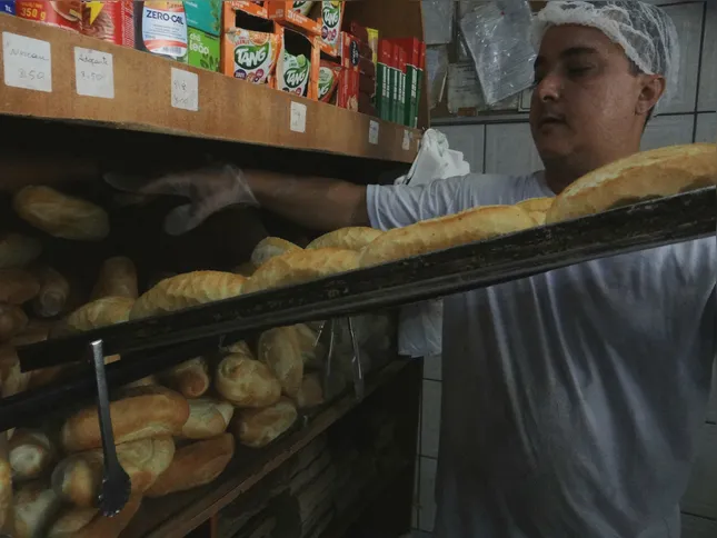 "Um pãozinho francês, principalmente no café da manhã, é fundamental", destaca padeiro