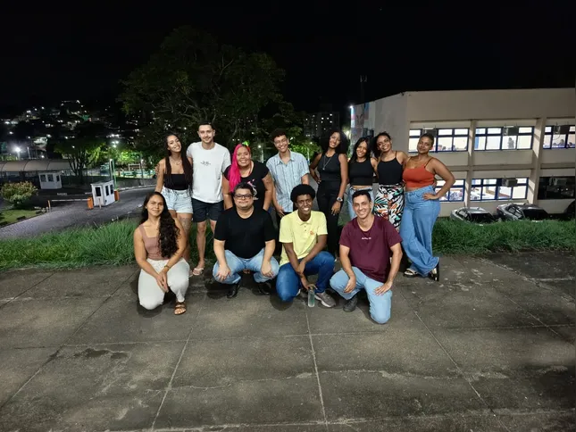 Para ajudar a arcar com todos os gastos da viagem, alunos criaram uma vaquinha virtual