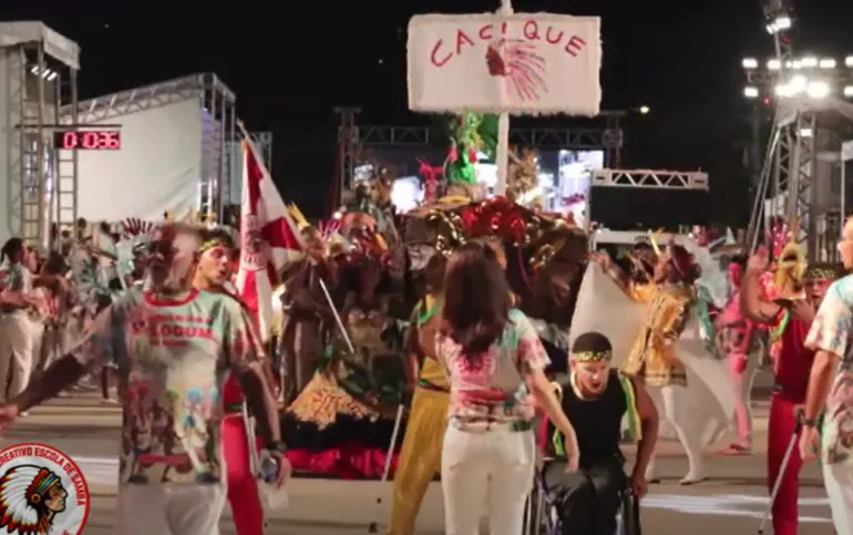 Cacique da São José fez um desfile um pouco mais ousado e melhor interatividade com o público