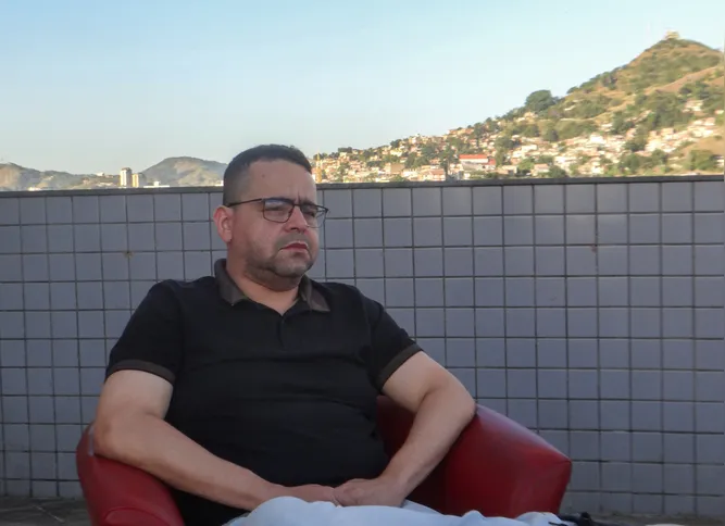 Rodrigo contou sobre sua carreira no jornalismo