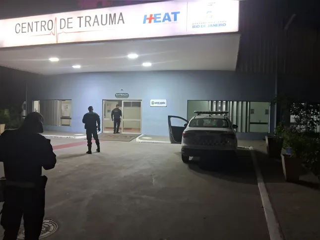 Devido à gravidade da lesão, a vítima foi encaminhada ao Hospital Estadual Alberto Torres (HEAT)