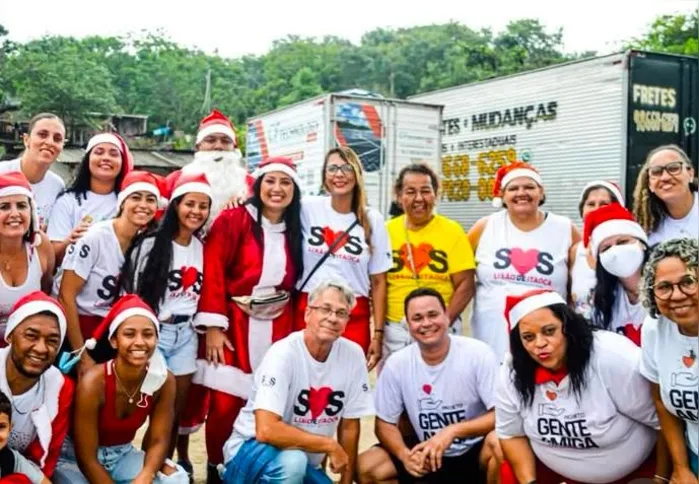 No período do Natal, o projeto já conseguiu a doação de 400 cestas básicas