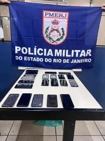 Imagem ilustrativa da imagem PM realiza operação para apreender celulares roubados e furtados no Rio