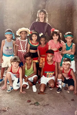 A poucos anos da aposentadoria, Lucia segue inspirando novas gerações de professores e alunos