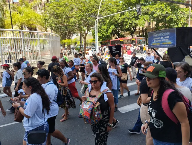 O pacote de medidas criticado pelo setor inclui o fim da bidocência na educação infantil