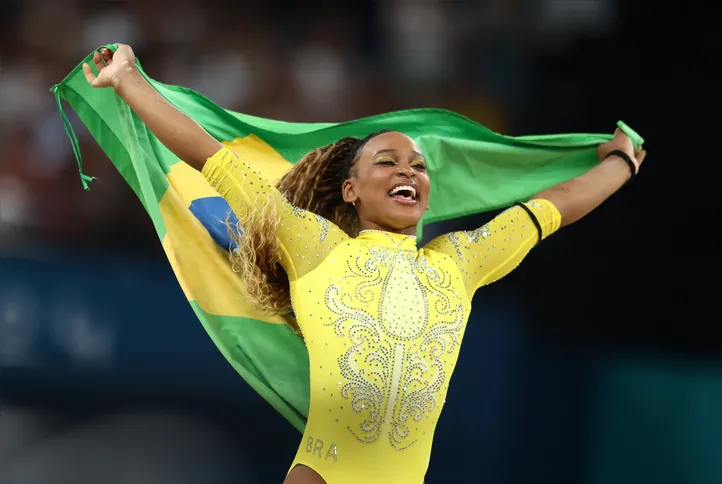 Rebeca se tornou maior medalhista brasileira nos Jogos Olímpicos de 2024, em Paris